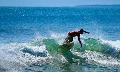 Kelapavillas-facilities-surfing